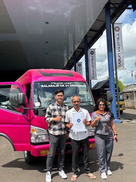 Penyerahan Mitsubishi Colt Diesel